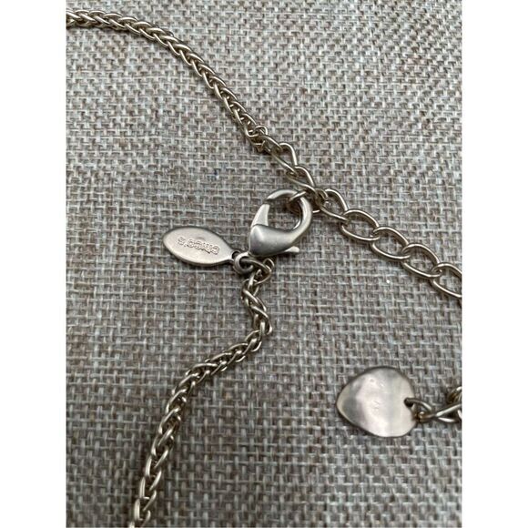 CHICO'S Link Pendant Necklace Two Tone Textured Hammered Links Leaf Petal 16” - Picture 6 of 9